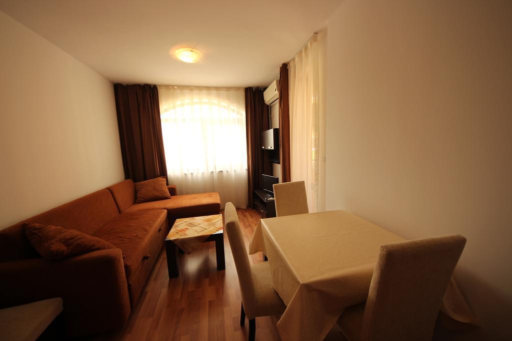 Menada Diamant Apartments Sunny Beach Quarto foto